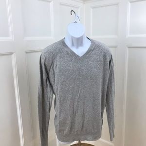 Banana Republic gray Men’s v-neck sweater
